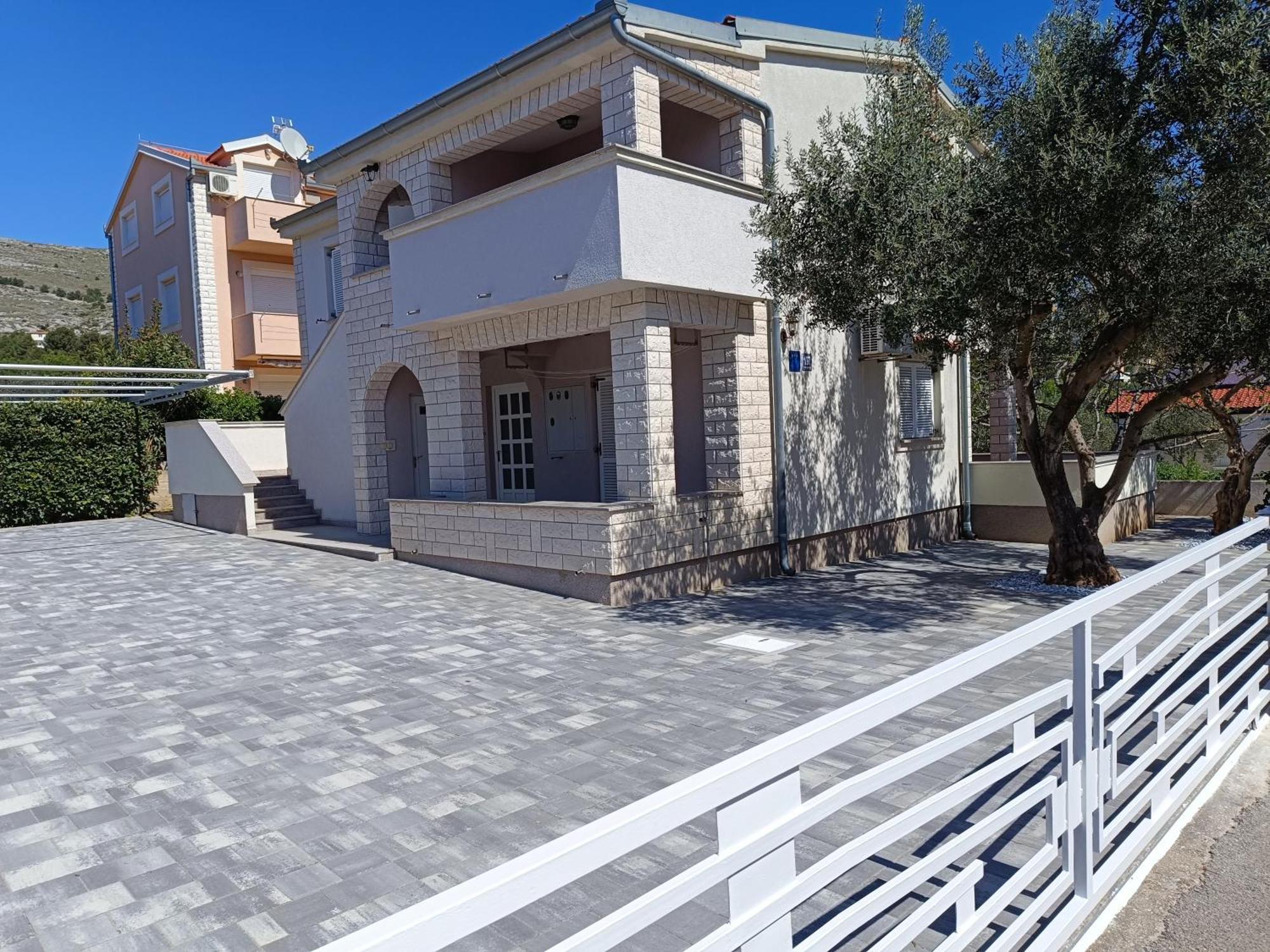 Apartments Jurkovic Grebaštica Kültér fotó